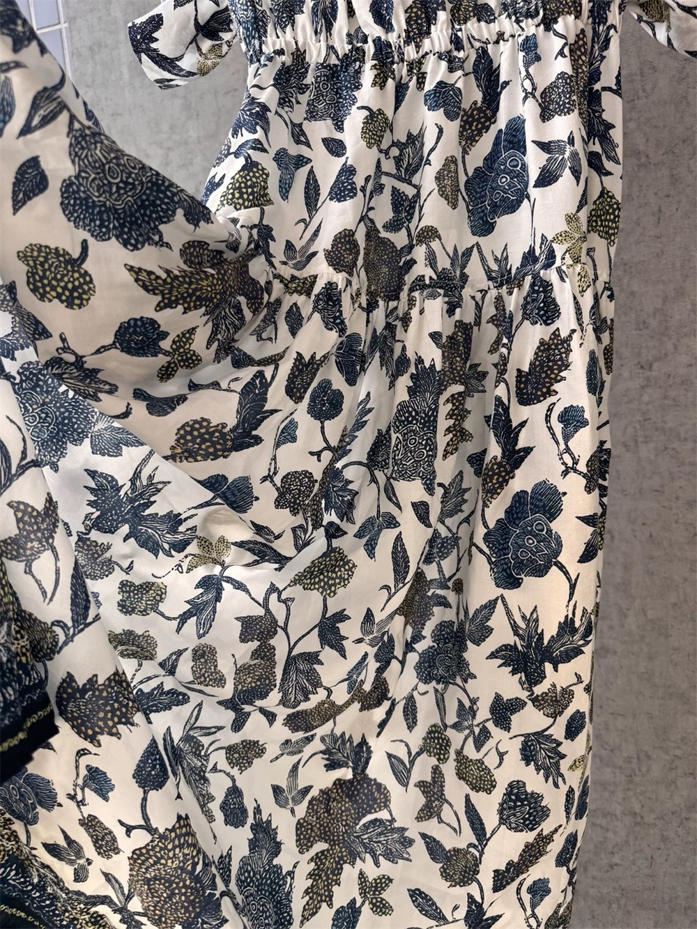 ULLA JOHNSON Kairi flutter sleeve midi dress, US2 4 6 8 - Picture 5 of 8